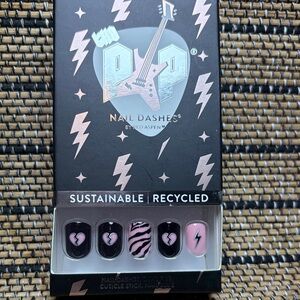 Red Aspen Nail Dashes- Stage Dive, Sarai